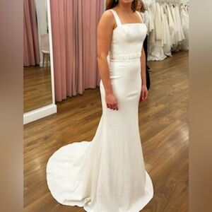 NEWHITE Fit & Flare Wedding Dress